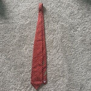 Valentino Cravatte Red Silk Medallion Tie – Made in Italy